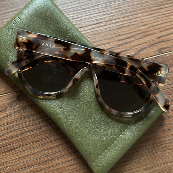 Aire cool sustainable mirrored sunglasses - Picture 8 of 9